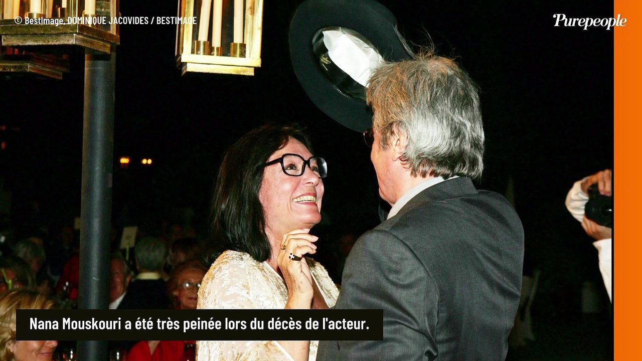 Alain Delon : Cette grande chanteuse qui a été sa voisine dans la 5e ville mondiale où il fait bon vivre, raconte ce geste élégant qu'il a eu pour elle