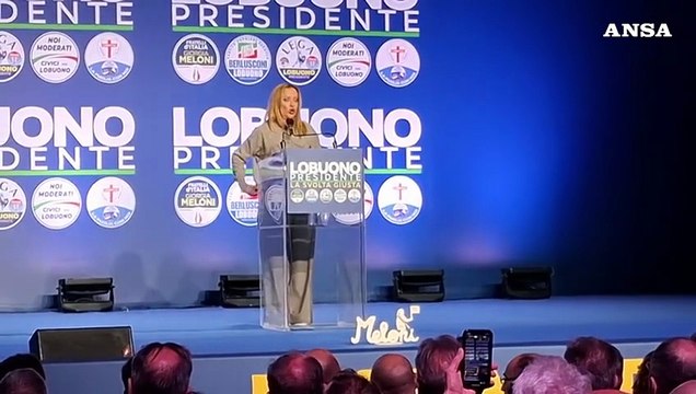 Meloni: Sinistra ai margini della politica per supponenza