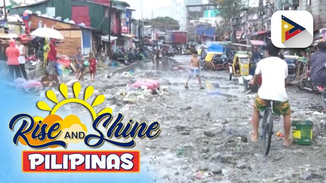 Sangkatutak na basura at bato, nagkalat sa Baseco Compound; Manila LGU at DSWD, nagpaabot ng tulong sa mga apektadong residente | ulat ni Daniel Manalastas
