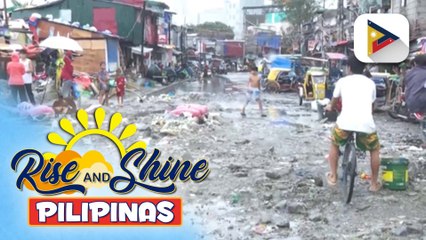 Sangkatutak na basura at bato, nagkalat sa Baseco Compound; Manila LGU at DSWD, nagpaabot ng tulong sa mga apektadong residente | ulat ni Daniel Manalastas