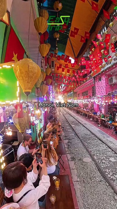 Train Cafe Hanoi | The Famous Coffee Street in Vietnam