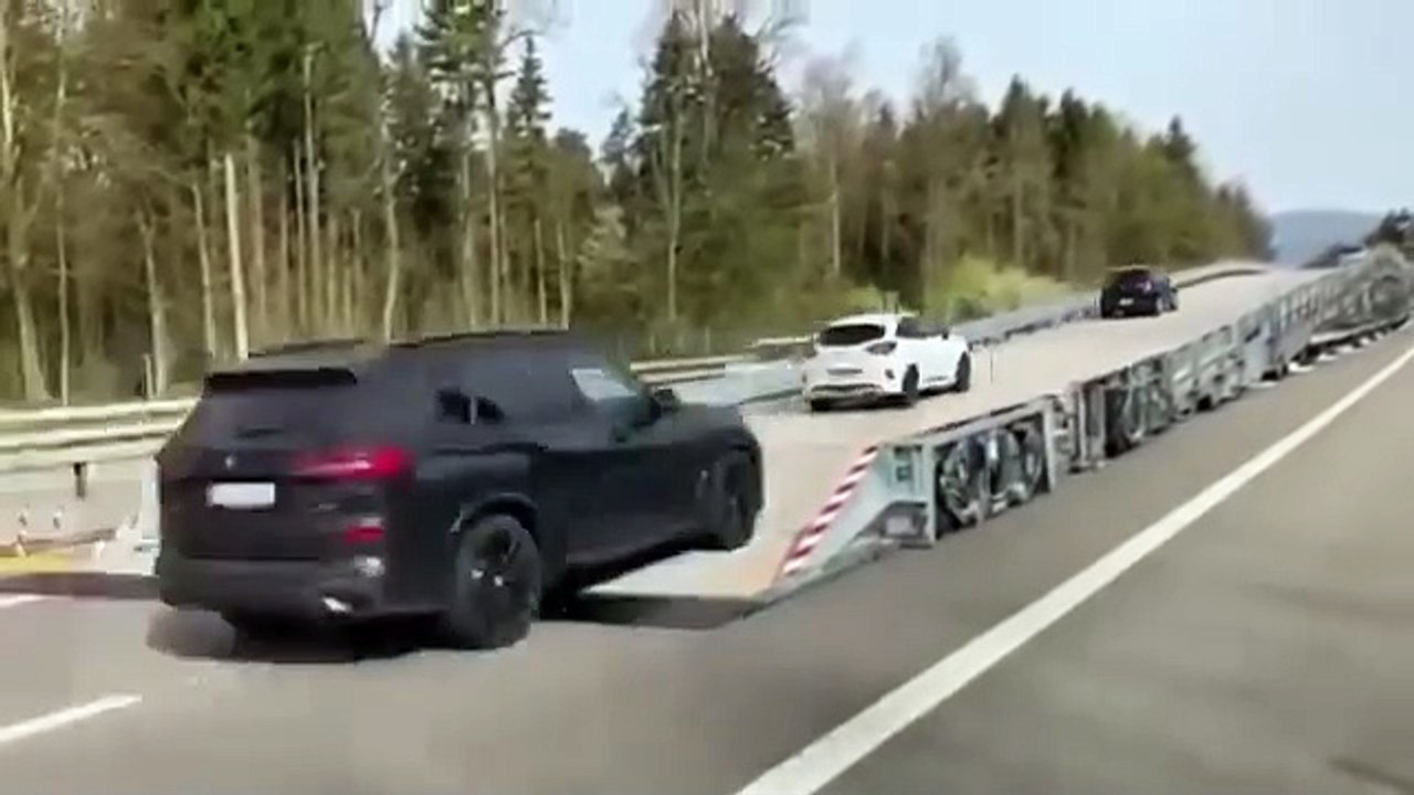 In Switzerland, mobile overpass bridges are used to carry out road work without stopping traffic