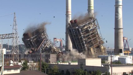 울산 화력발전소 보일러타워 4·6호기 발파 완료...수색 작업 속도 / YTN