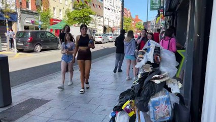 Funny reactions crazy screams Trashman Prank