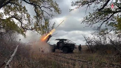 Russian, Ukrainian forces continue fierce fighting around key regions