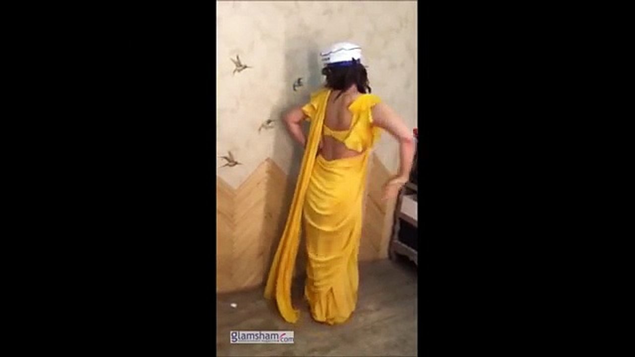 Alia Bhatt channels her inner Raveena Tandon with a sizzling dance just for Akshay Kumar! total retro magic meets modern charm! 💃🔥  #glamsham #aliabhatt #akshaykumar #raveenatandon #bollywood #danceperformance  glamsham, alia bhatt, akshay kumar, raveen