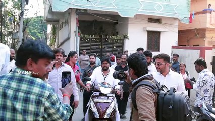 Naveen Yadav Cast His Vote Along With Family @ Jubilee Hills By Election