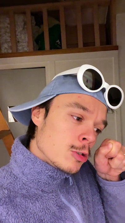 POV : Tu croises ton cousin à Halloween