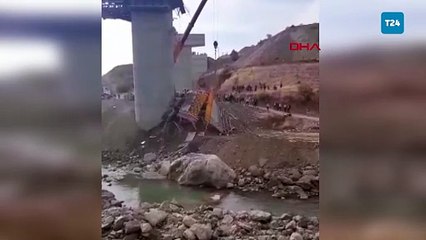 Diyarbakır'daki viyadük inşaatında iskele çöktü: 3 işçi öldü!