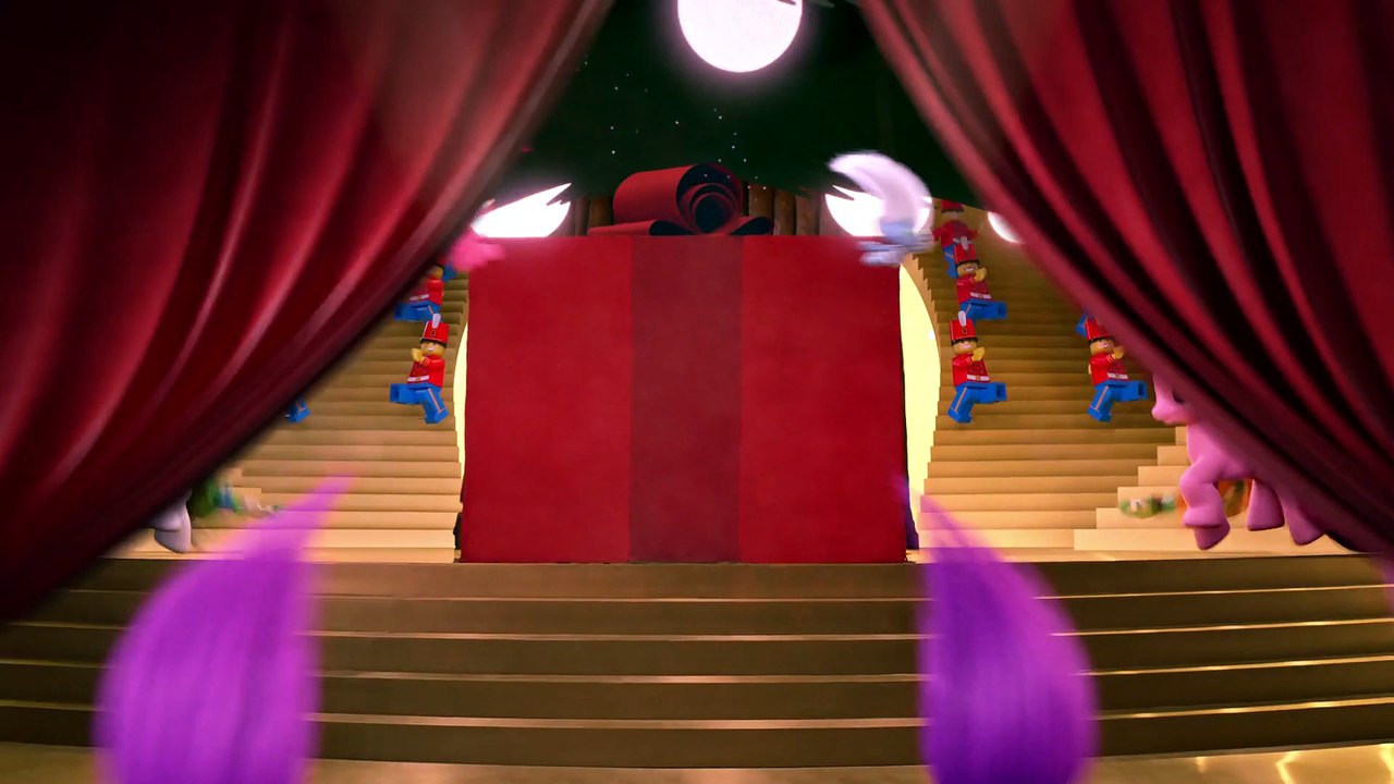 Target Holiday: Finding Something Special "Star" Commercial! (2016) (15 Sec.)