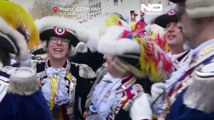 Mayence célèbre le début de la saison du carnaval avec costumes et traditions