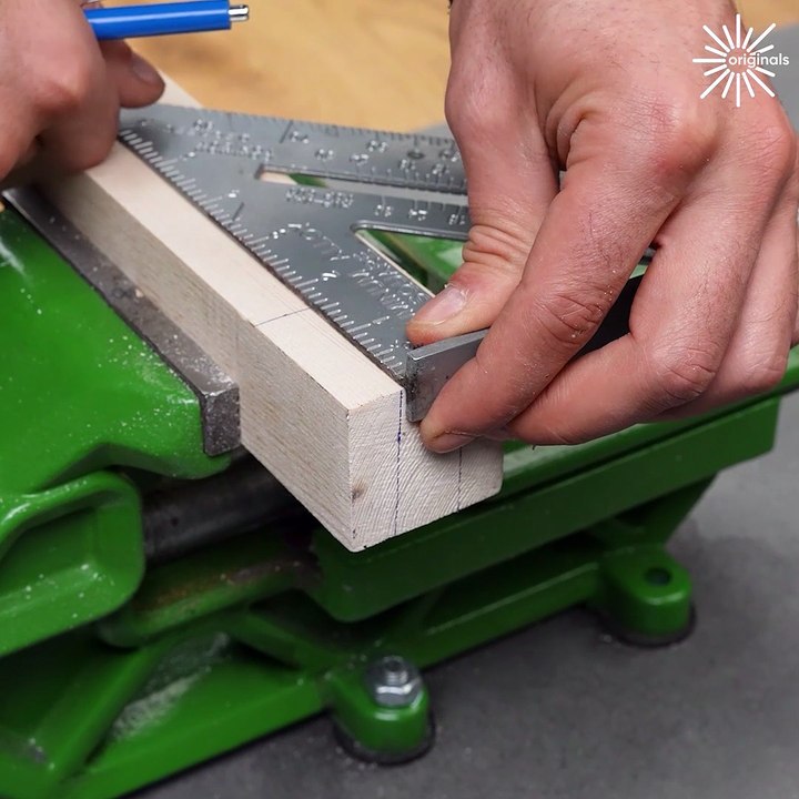 Joining 2 pieces of wood seamlessly!