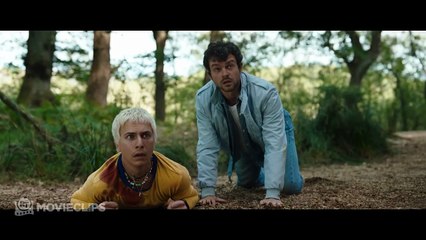 Cocaine Bear (2023) 4K - Crushed by a Sleepy Bear | Movieclips