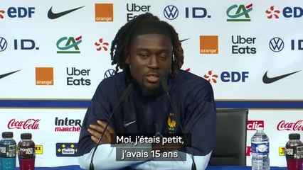 Bleus - Koné : "N'Golo Kanté, un exemple mondial !"