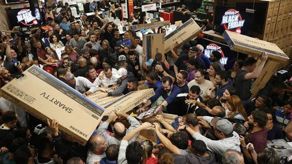 8 Unusual American Customs That Confuse the Rest of the World