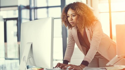 8 Signs You’re the Calm, Collected Ice Queen Everyone Wishes They Could Be