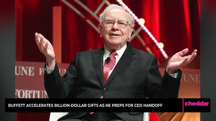 Buffett Accelerates Billion-Dollar Gifts as He Preps for CEO Handoff