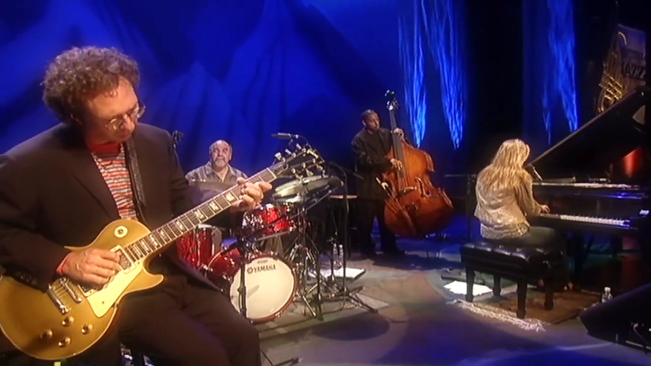 DIANA KRALL — Departure Bay — DIANA KRALL: LIVE AT THE MONTRÉAL JAZZ FESTIVAL – (2004)