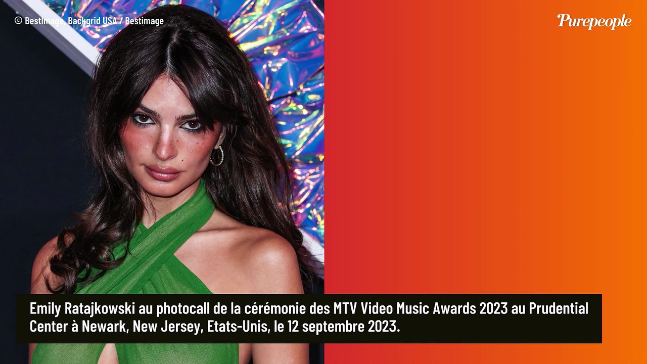 Après une chanteuse mondialement connue, le fils d'un célèbre réalisateur français est en couple avec un des mannequins les plus célèbres de la planète