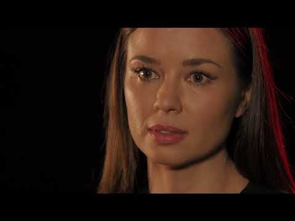 WOMAN by Aarón Vivancos | @entradas