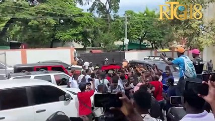 Moïse JEAN CHARLES denonse yon gwoup moun li di kap sal imaj li