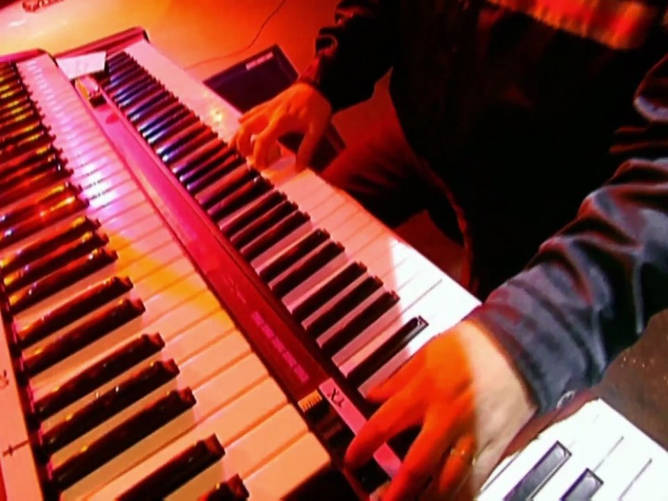 Don't Lose Your Head - INXS (live)