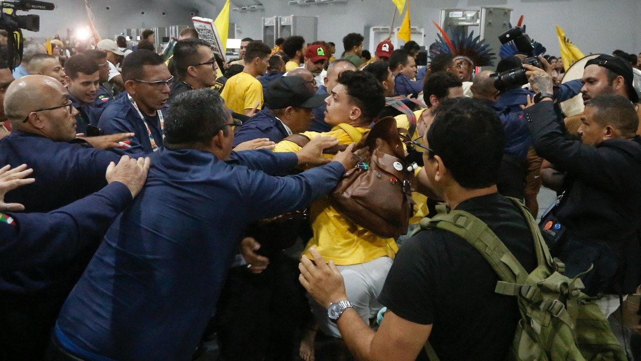 COP30: Zusammenstöße zwischen indigenen Aktivisten und Sicherheitskräften