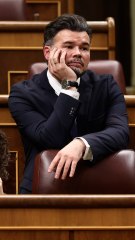 Rufián: "Hemos visto ganar el Nobel de la Paz a una golpista y el Planeta a Juan del Val"