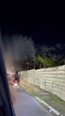 Rompimento de adutora provoca “chuva” em Bebedouro, em Maceió