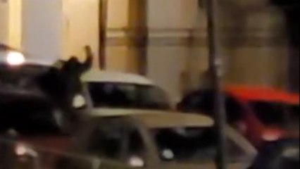 Potenza, distrugge cento specchietti in una notte: panico in centro