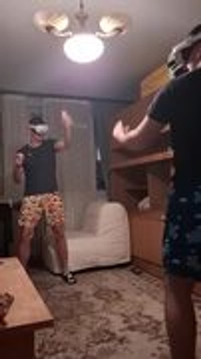 VR Player Breaks Ceiling Light While Playing
