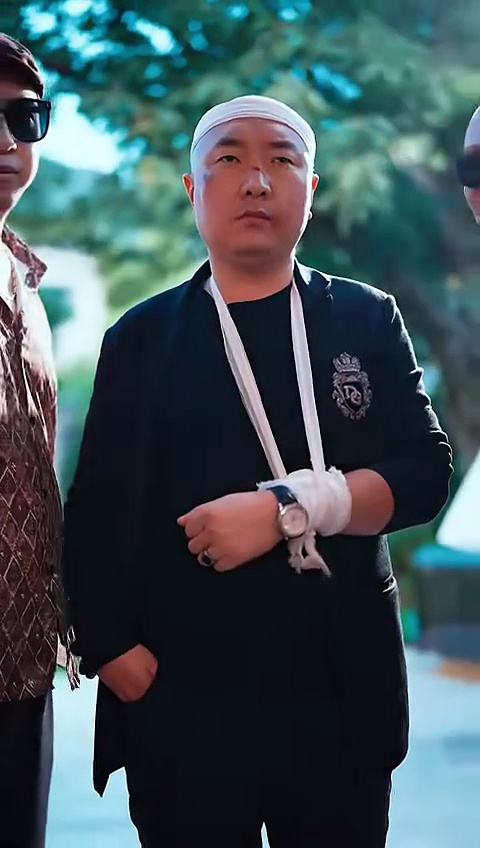  Keluargaku berpura-pura miskin di depanku | my family pretendnto be poor in front of me | drama pendek china sub indo