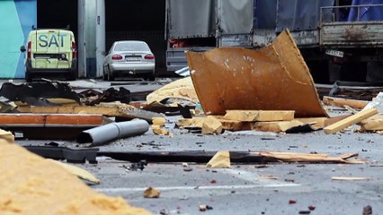 Russische Drohnen greifen Charkiw an, beschädigen Häuser, verletzen zwei Menschen