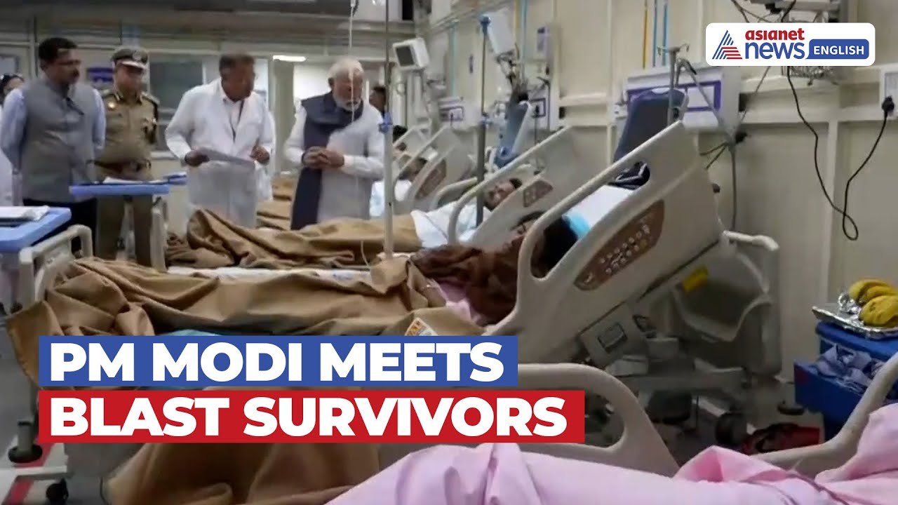 Delhi Red Fort Blast: PM Modi Visits Injured Victims at LNJP Hospital, Pledges Justice