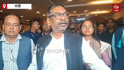 सीएम हेमंत सोरेन ने ब्लड डोनेट कर की रक्तदान अभियान की शुरुआत, सभी से की भाग लेने की अपील