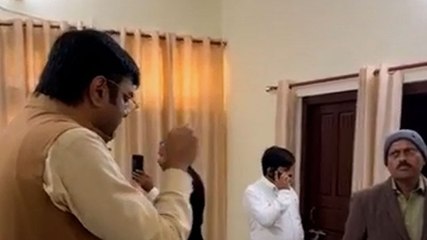 अपना दल (एस) MLA ने PWD अधिकारी को धमकाया, Video