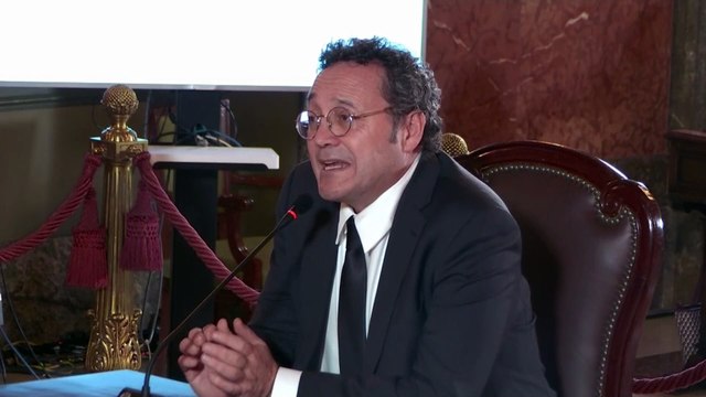 El fiscal general no contesta a acusaciones y reprocha actitud desleal al novio de Ayuso