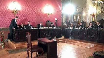 El histórico momento en que el fiscal se quita la toga y declara