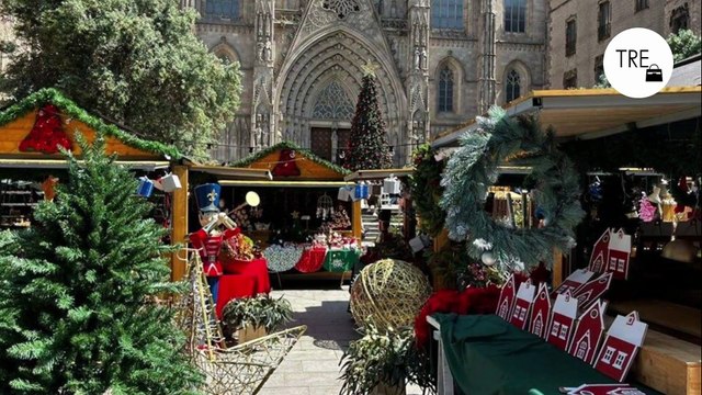 El pueblo medieval que se llena de luces, fuegos artificiales, abetos y Papá Noel: lo apodan 'la capital de la Navidad'