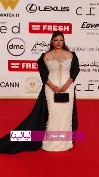ليلى علوي تتألق في فستان أبيض مطرز في افتتاح مهرجان الجونة