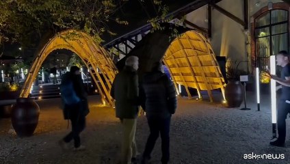 Milano Cortina, presentate le uniformi per volontari e personale Giochi