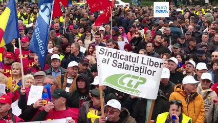 Romania: migliaia di persone marciano a Bucarest per protestare contro le misure di austerità