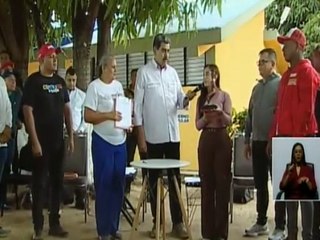 Presidente Maduro recibe réplica del Indio Meregoto como símbolo de una patria libre y soberana