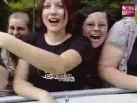 Tokio HOtel-08.05.23-TH Fans2