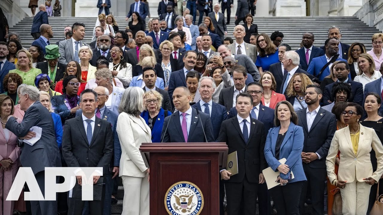 Democrats, Republicans Spar Over Shutdown Win, Analyst Predicts Political Fallout | APT