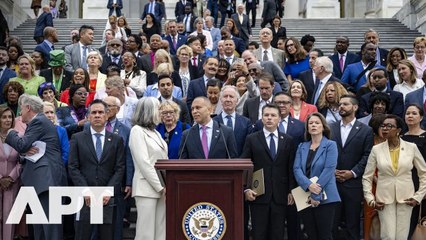 Democrats, Republicans Spar Over Shutdown Win, Analyst Predicts Political Fallout | APT