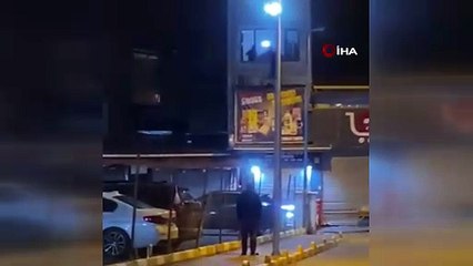 Komşusunu darp edip pencereden aşağı attı