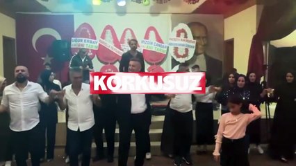 Şehit haberlerinin geldiği gün AKP'li belediye başkanı halay çekti