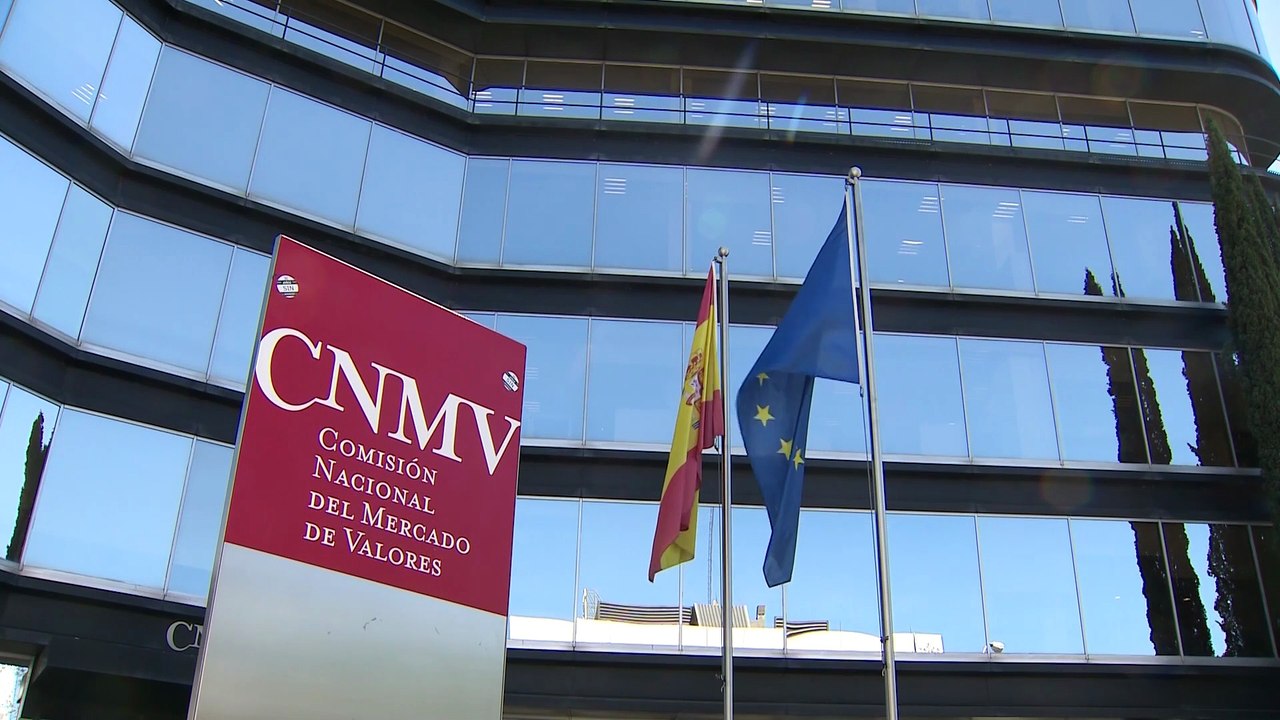 La CNMV multa con 5 millones a Twitter por anunciar 'chiringuitos financieros'