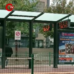 Gaziantep'te seyir halindeki tramvaya yıldırım düştü